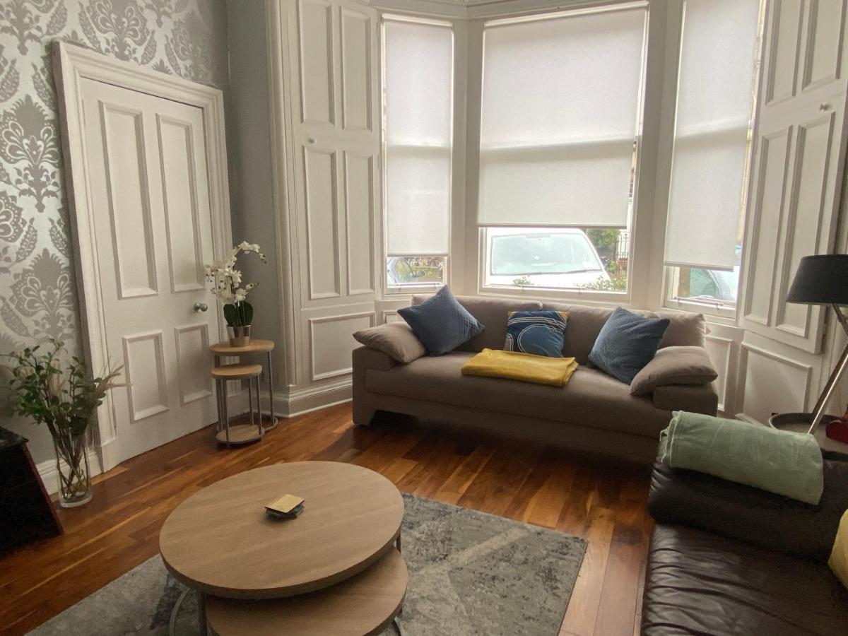 Lovely Main Door 2 Bed Apartment Edinburgh Bagian luar foto